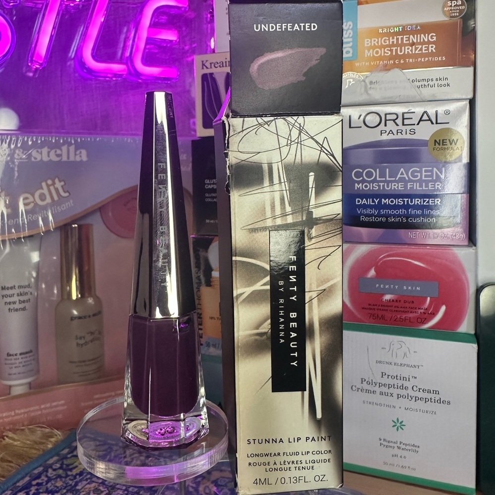 Fenty Beauty Stunna Lip Paint - Undefeated Purple